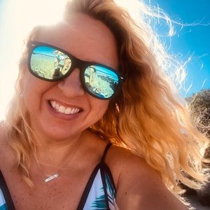 Meet your Posher, Jenny